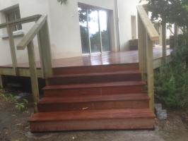 escalier extérieur, escalier bois